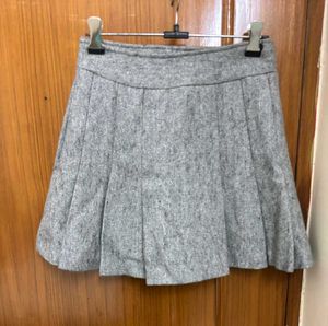 Grey Pleated Buttoned Skirt