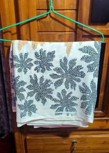 ✨ Elegant Off-White Foreign Saree – Black & Gold