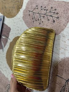 New MAC Golden Color Makeup Bag