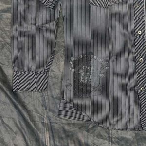 Back Print Shirt 🤩