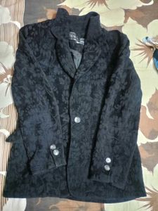 Elegant Black Floral Blazer