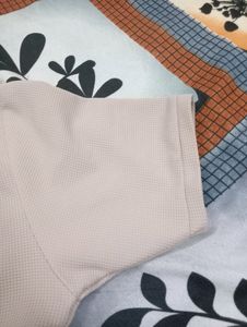 XL Beige T-Shirt