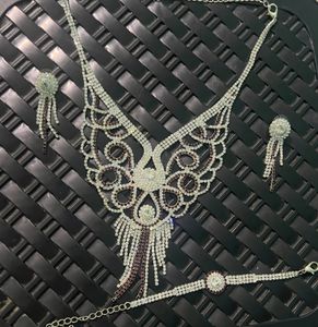 White Stone Jewelry Set