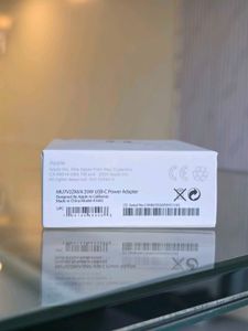 Apple 20W USB-C Power Adapter