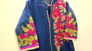 👗💗 Embroidered Kurti...