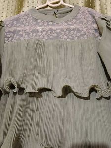elegant women&#39;s top
