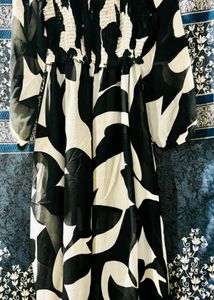 Black &amp; White Print Maxi Dress
