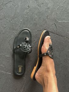 SSS Black Sandals