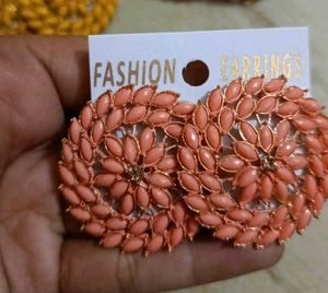 Stud Earrings Pack Of 4