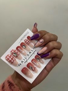 Press-On Nail Set