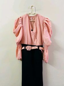 Chic Pink &amp; Black Dress🩷