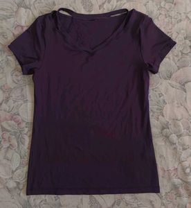 Stretchable t-shirt for gym Girlies