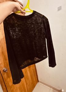 Chic Black Bell Sleeve Crop Top