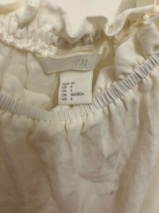 H&amp;M White Sleeveless Top