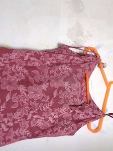 Women Sleeveless Kurti
