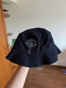 Sazo Bucket Hat 🧢