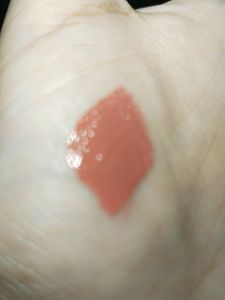 Lakme 9-5 Primer+Matte Lip colour