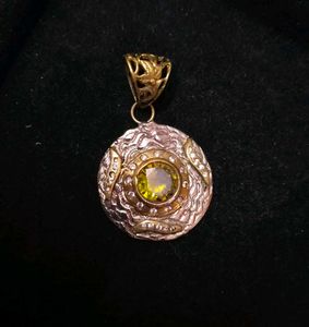 Vintage Round Gemstone Pendant