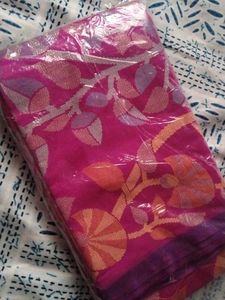 Elegant Pink Banarasi Saree