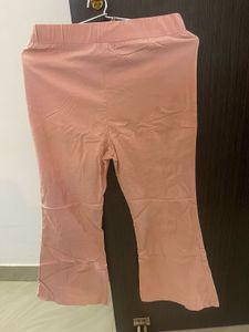 Brand New Peach Capris with Bow Detail