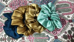 Silky Scrunchie Set