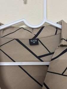 Geometric Print Blouse
