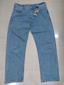 Classic Light Blue Denim – Straight/relaxed Fit