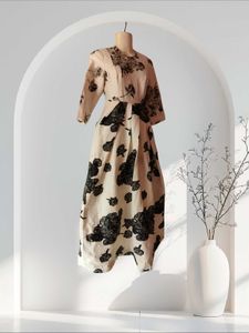 🌸 Exclusive Floral Midi Dress