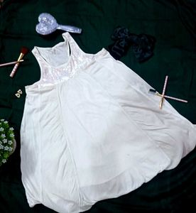 White Sleeveless Dress