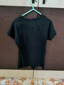 Basic Black Tshirt🖤