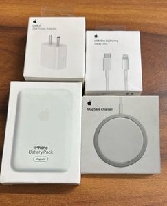 *100% AUTHENTIC SEALED* Apple Accessories Set of 4