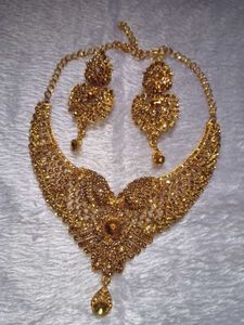 Necklace Earrings Set
