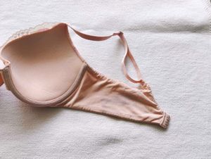 Victoria&#39;s secret : upper inner