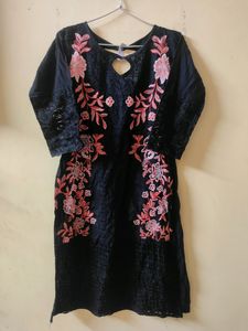Black Kurti