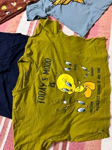 Set Of 3 Crop Top And 1 Shirt
