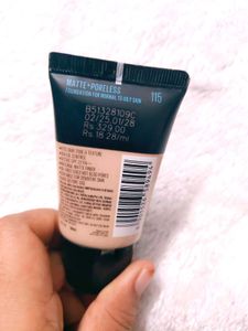 Maybelline New York Liquid Foundation, Matte &amp; Por