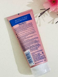 Vaseline Gluta-Hya Dewy Radiance Lotion