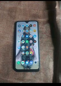 Realme 5 Pro + Free Display