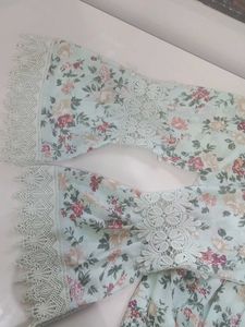 Floral Lace Trimmed Top