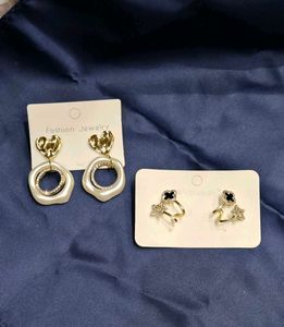 Pack Of 2 Earrings