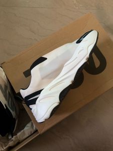 Yeezy x adidas 700 MVN Sneakers Unisex