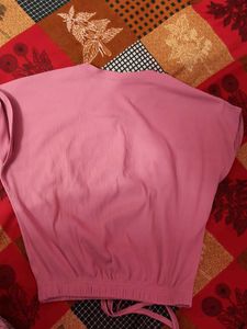 Queen Graphic Tee - Cute &amp; Comfy