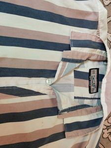 Striped Men&#39;s Shirt