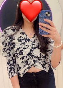 WHITE FLORAL CROP TOP WITH ELEGANT SLEEVES