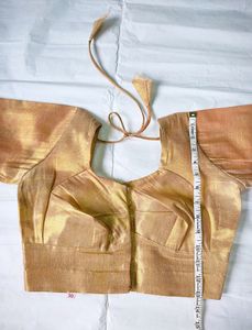 Golden 3/4 Sleeves Blouse 🤩