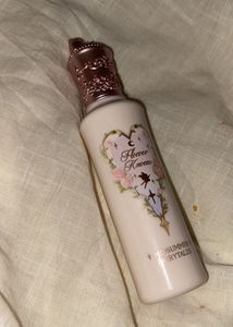 FLOWER KNOWS CONCEALER