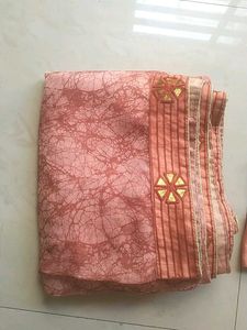 Saree With Ready Blouse
