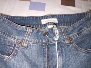 Straight Jeans