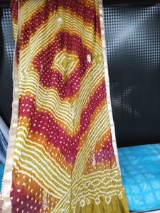 Unused Rich Quality Silk Bandhani Heavy Dupatta with Gotta Patti Embroidered💛💚🧡