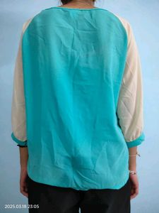 Blue&amp; White colour top